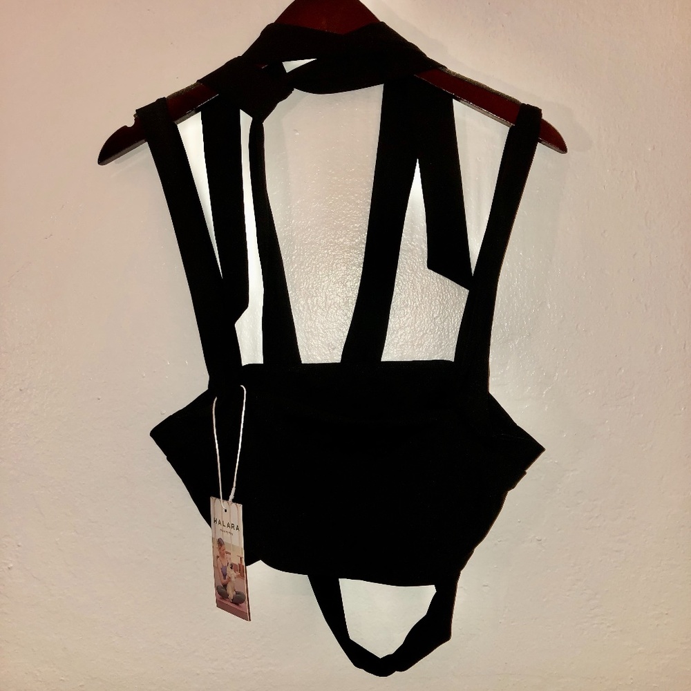 NWT Black HALARA women’s Sports Bra XL Size